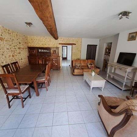 Domaine De La Briouse Bed & Breakfast Sanxay Exterior photo