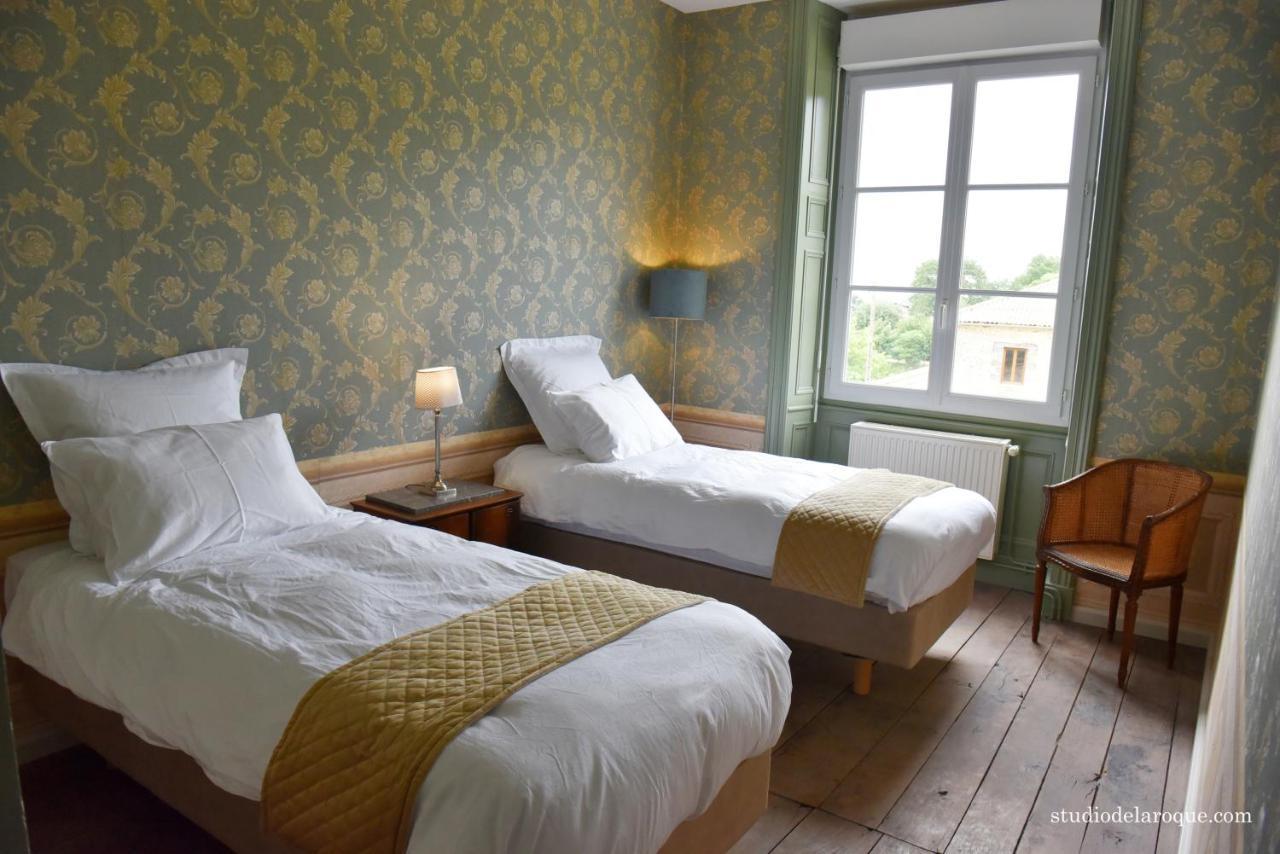 Domaine De La Briouse Bed & Breakfast Sanxay Exterior photo